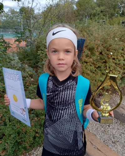 Ein kleiner Crack: Gabriel Djukic