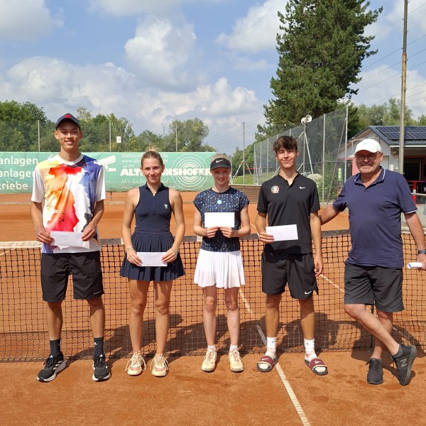 Favoritensieg und Überraschung beim 5. TC Rot-Weiß Sommer-Cup